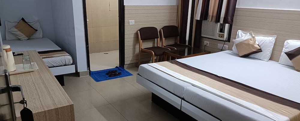 Hotel Su Shree Continental, Room