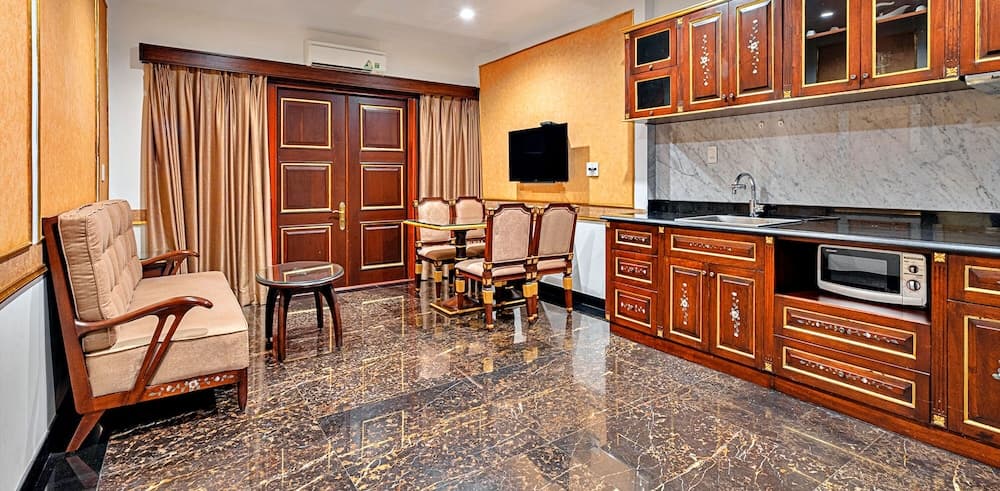 S79 Residences 345AB Apartment, Private kitchen