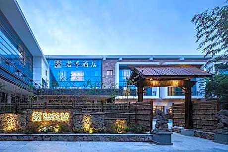 Narada Boutique Hotel, 