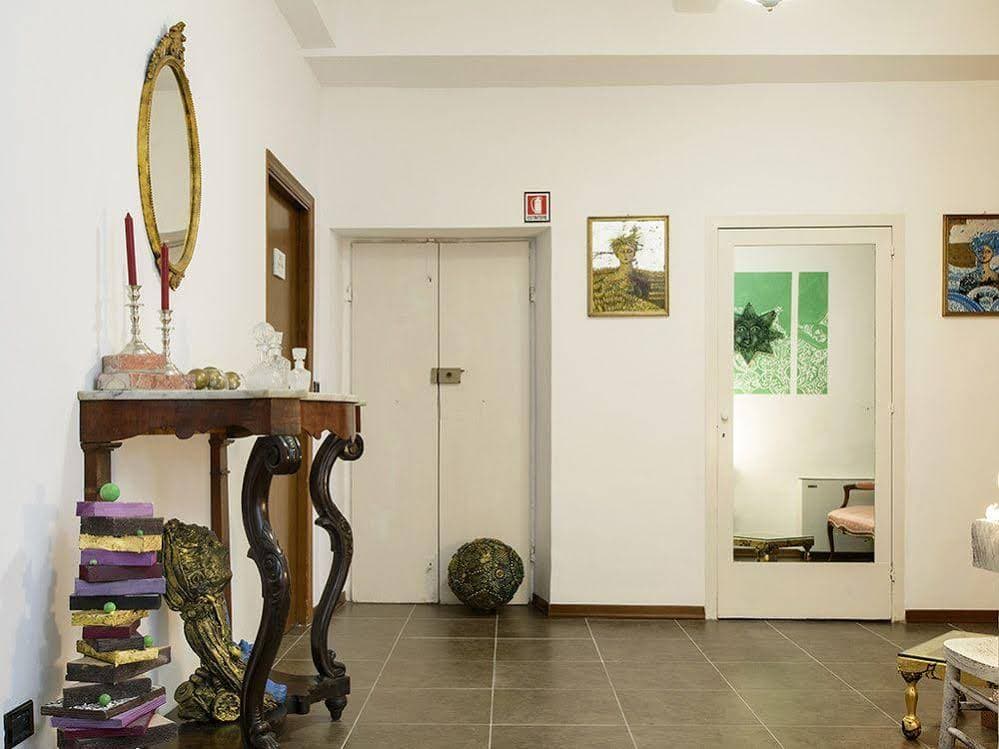 Hotel Porta Marmorea, 