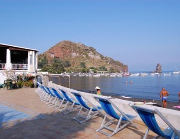 Hotel Conti, Hotel Conti - Beach