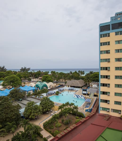 Hotel  Sunbeach, General view