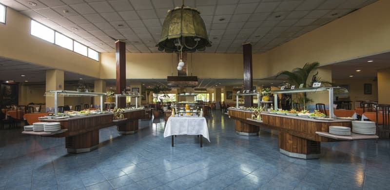 Hotel  Sunbeach, Restaurant