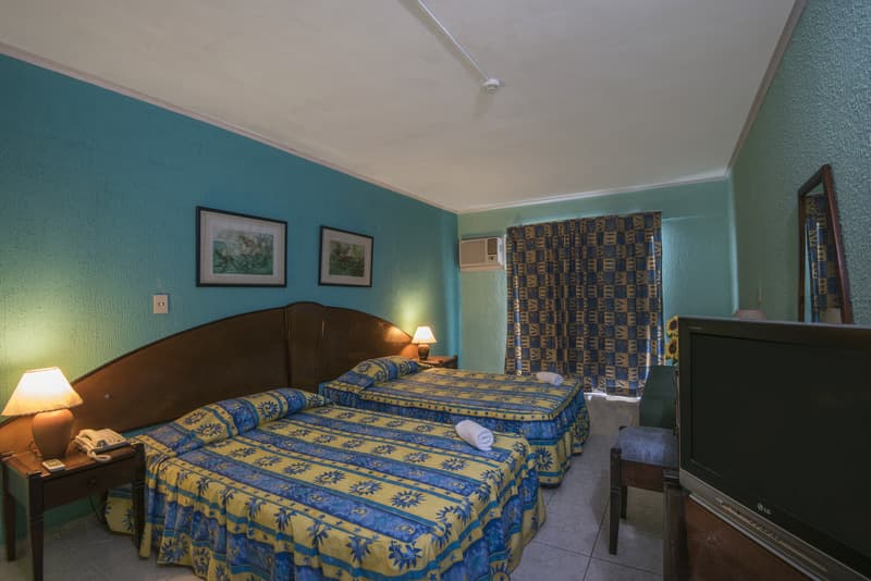 Hotel  Sunbeach, Room