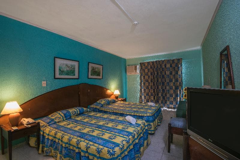 Hotel  Sunbeach, Room