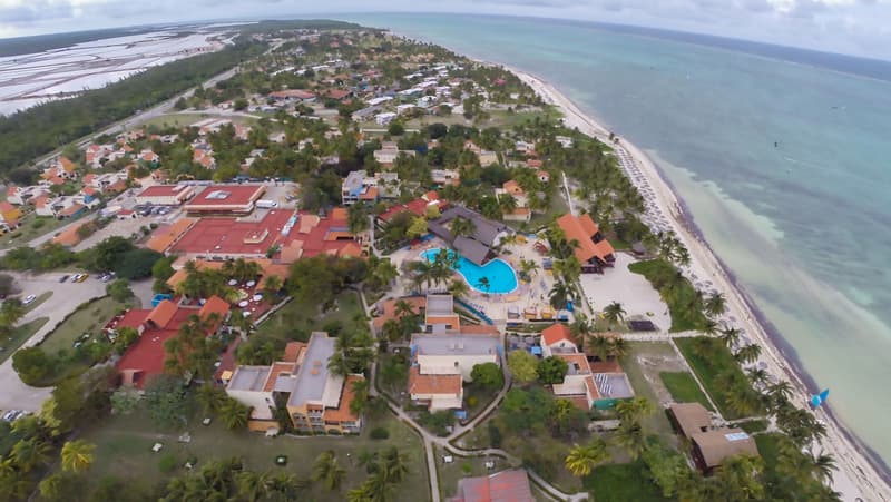 Hotel Brisas Santa Lucia, General view