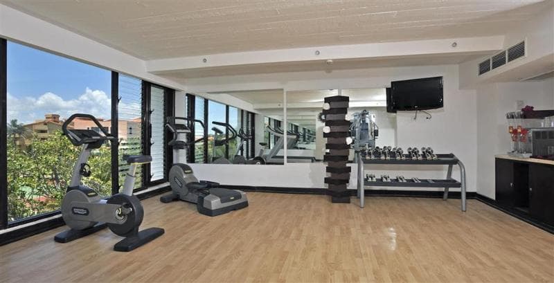 Sol Varadero Beach, Sports and Entertainment