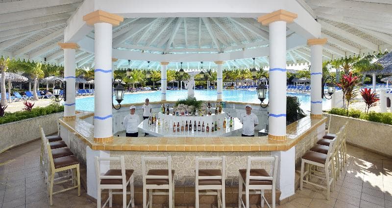 Melia Las Dunas, Bar