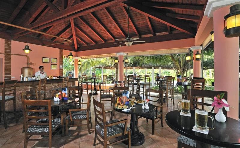 Melia Las Dunas, Restaurant