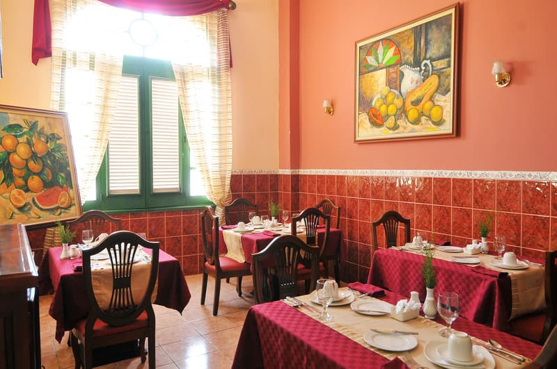 Hotel E San Basilio, Restaurant
