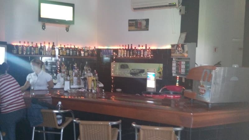 Royalton Paseo Habana, Bar