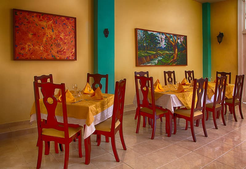 Royalton Paseo Habana, Restaurant