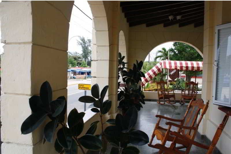 Pullman - Dos Mares, Terrace