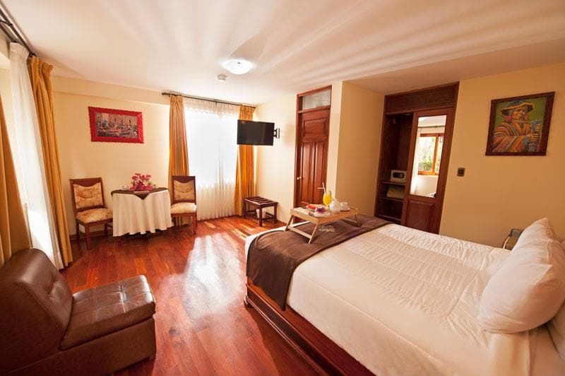 Mabey Urubamba, Room