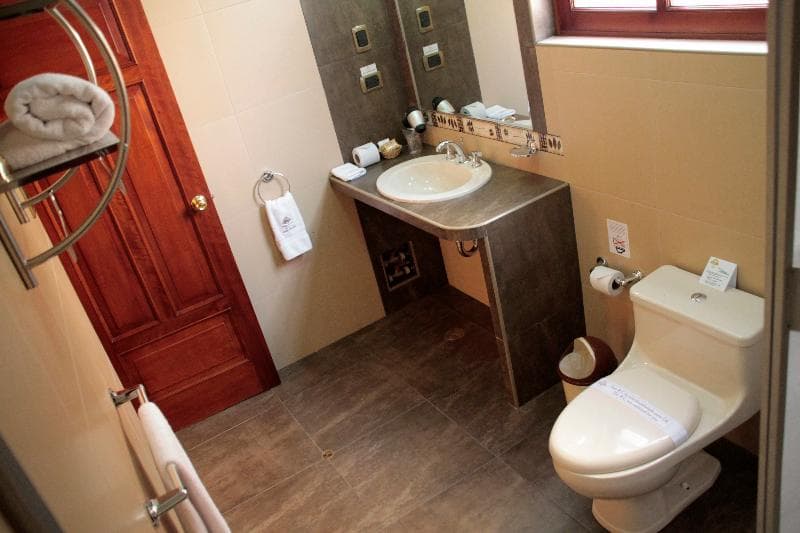 Mabey Urubamba, Room