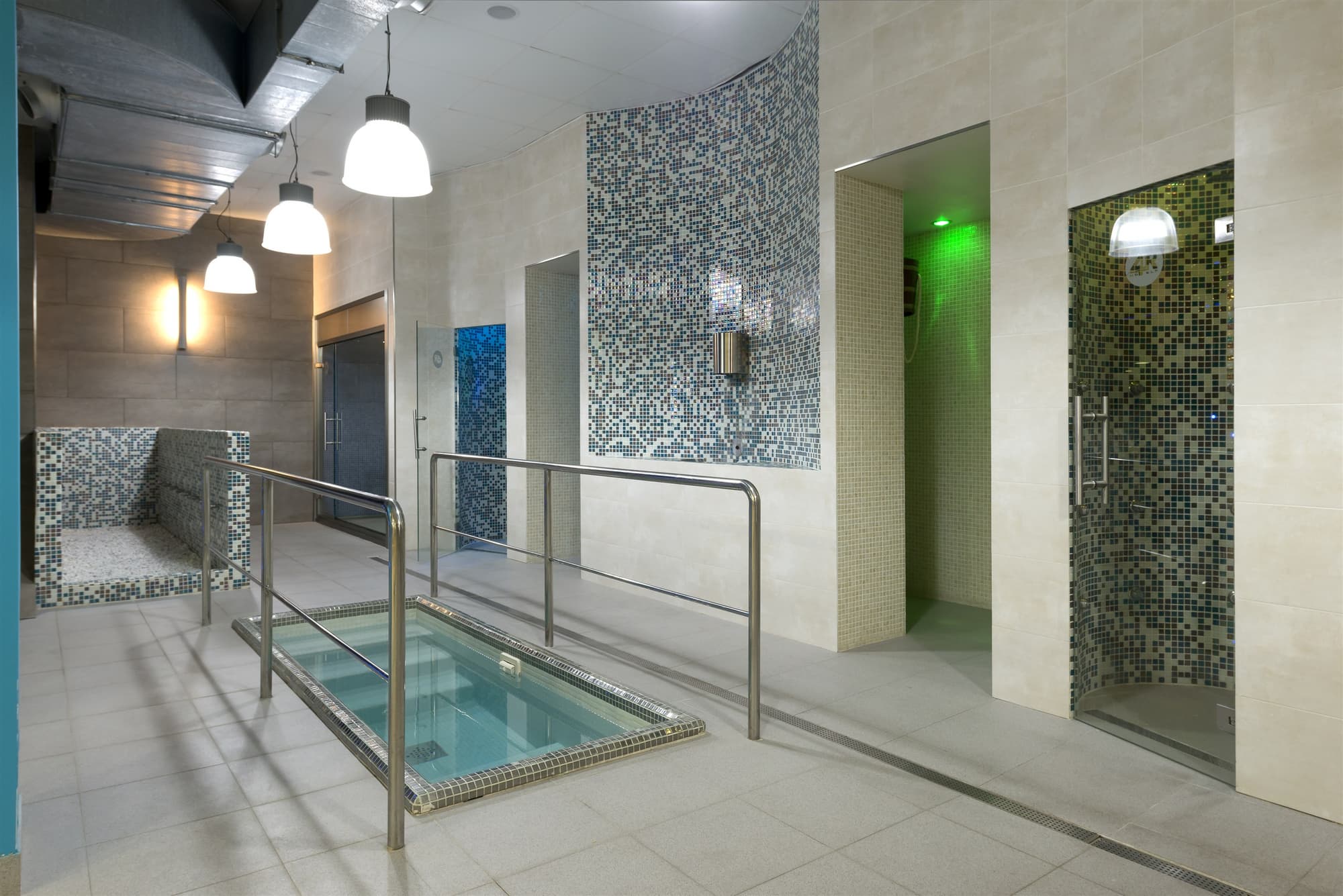 4R Salou Park Resort II, Sports and Entertainment