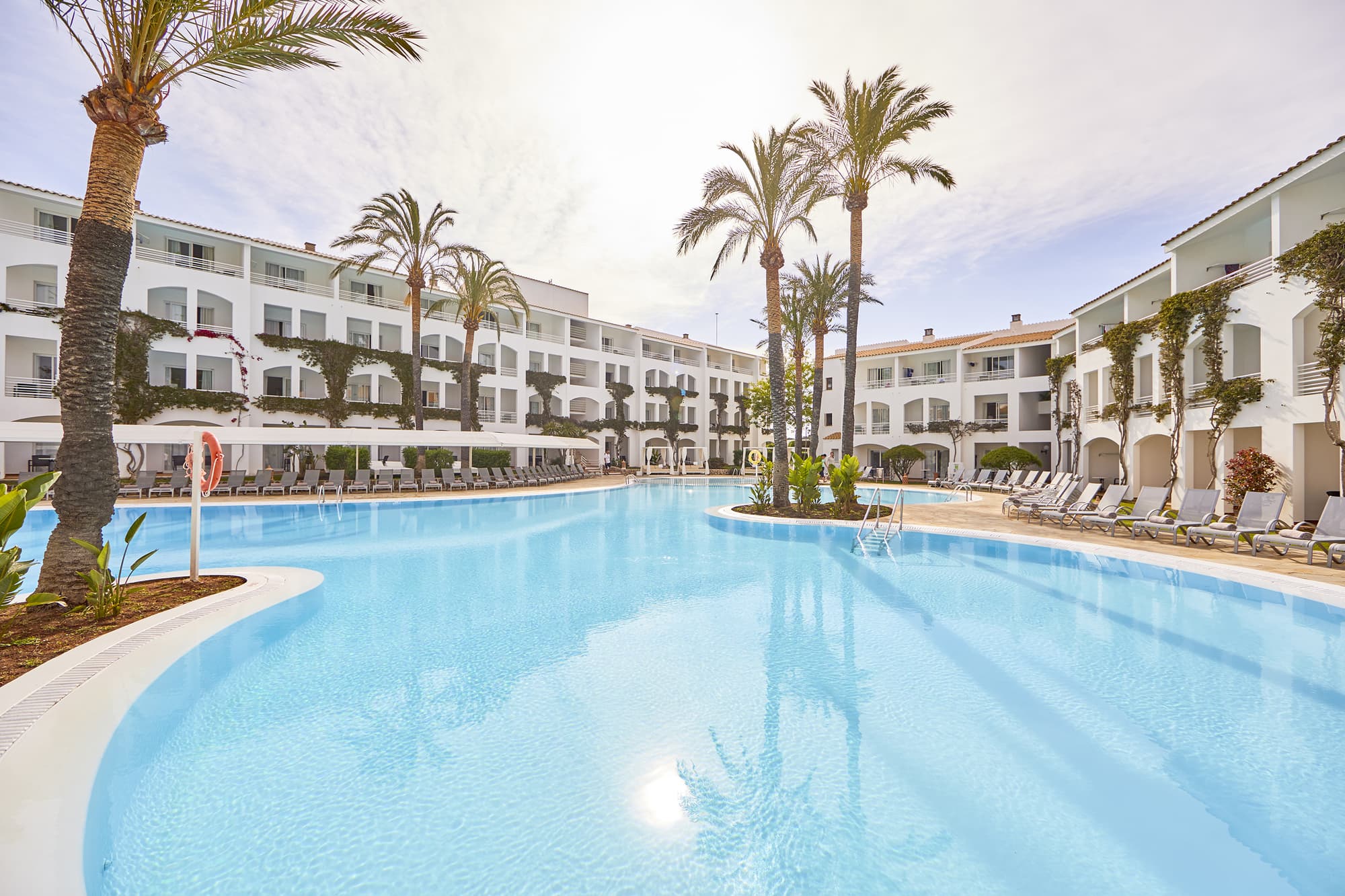 Prinsotel la Caleta, Pool