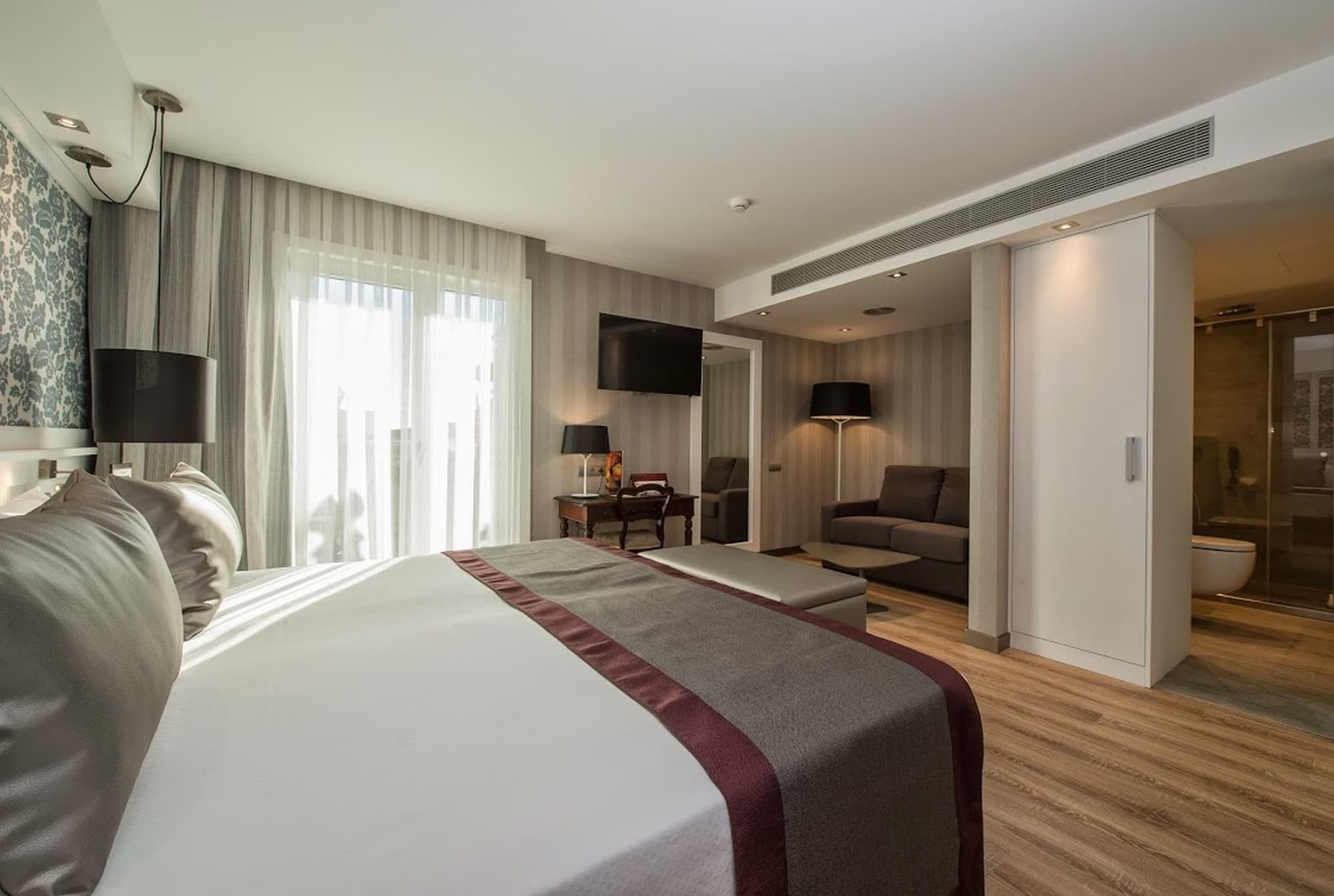 Catalonia Plaza Cataluña, Room