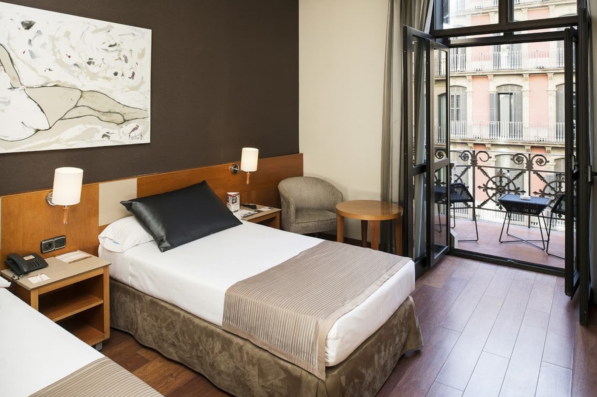 Catalonia Plaza Cataluña, Room