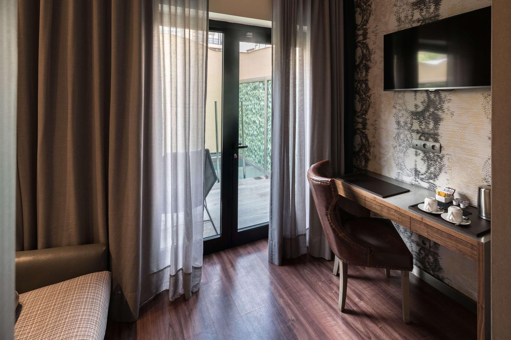 Catalonia Plaza Cataluña, Room