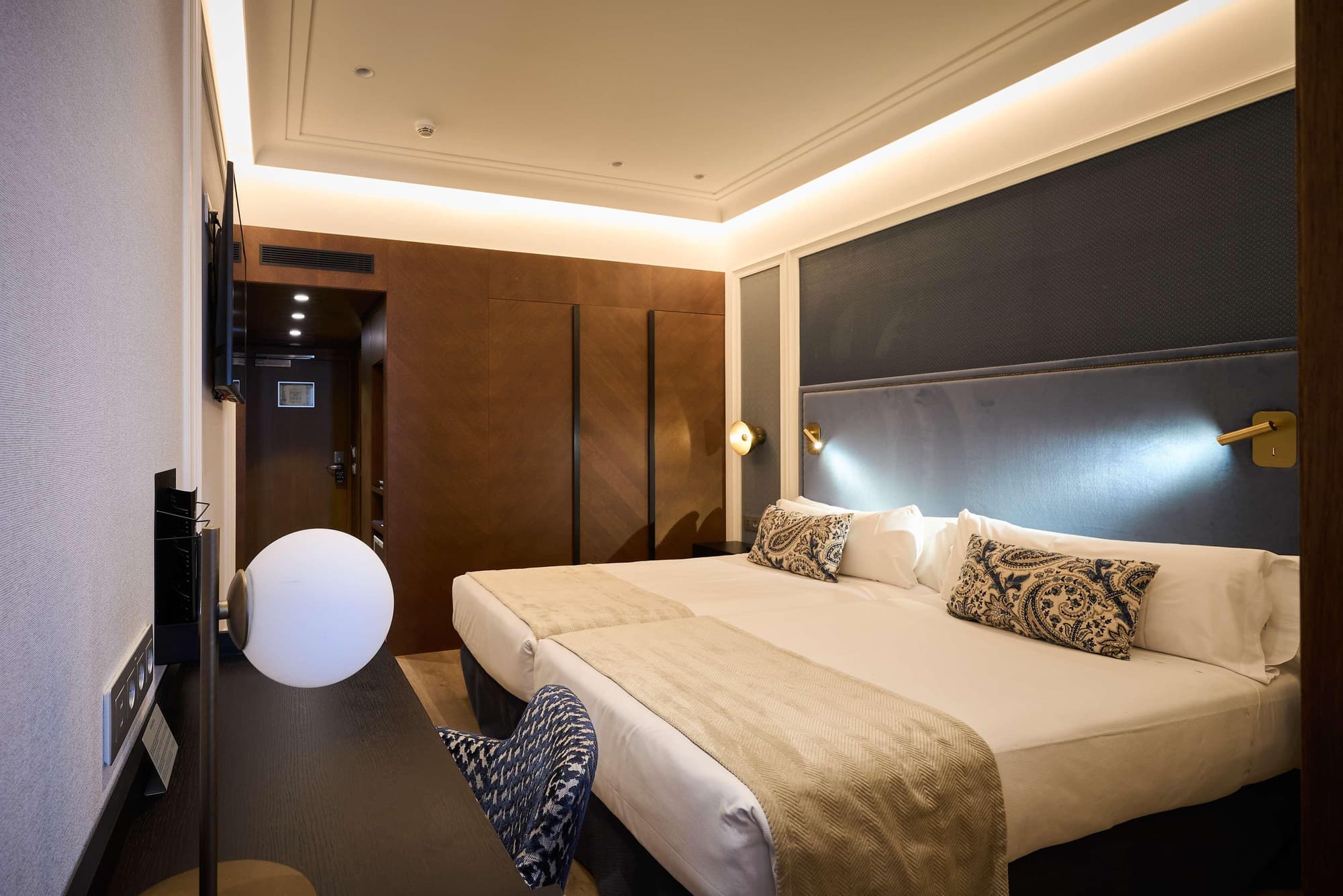 Catalonia Plaza Cataluña, Room