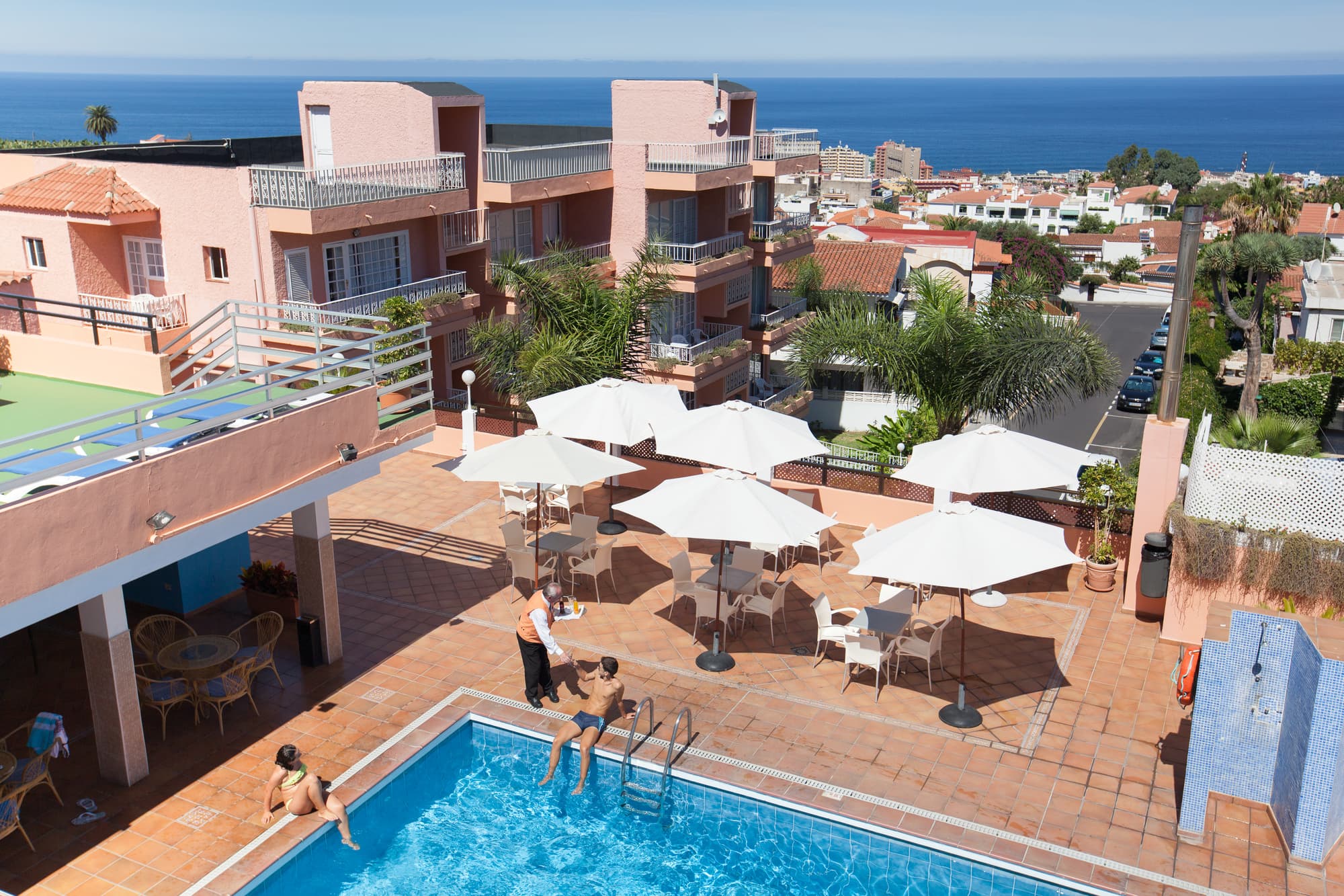 Globales Acuario, Pool