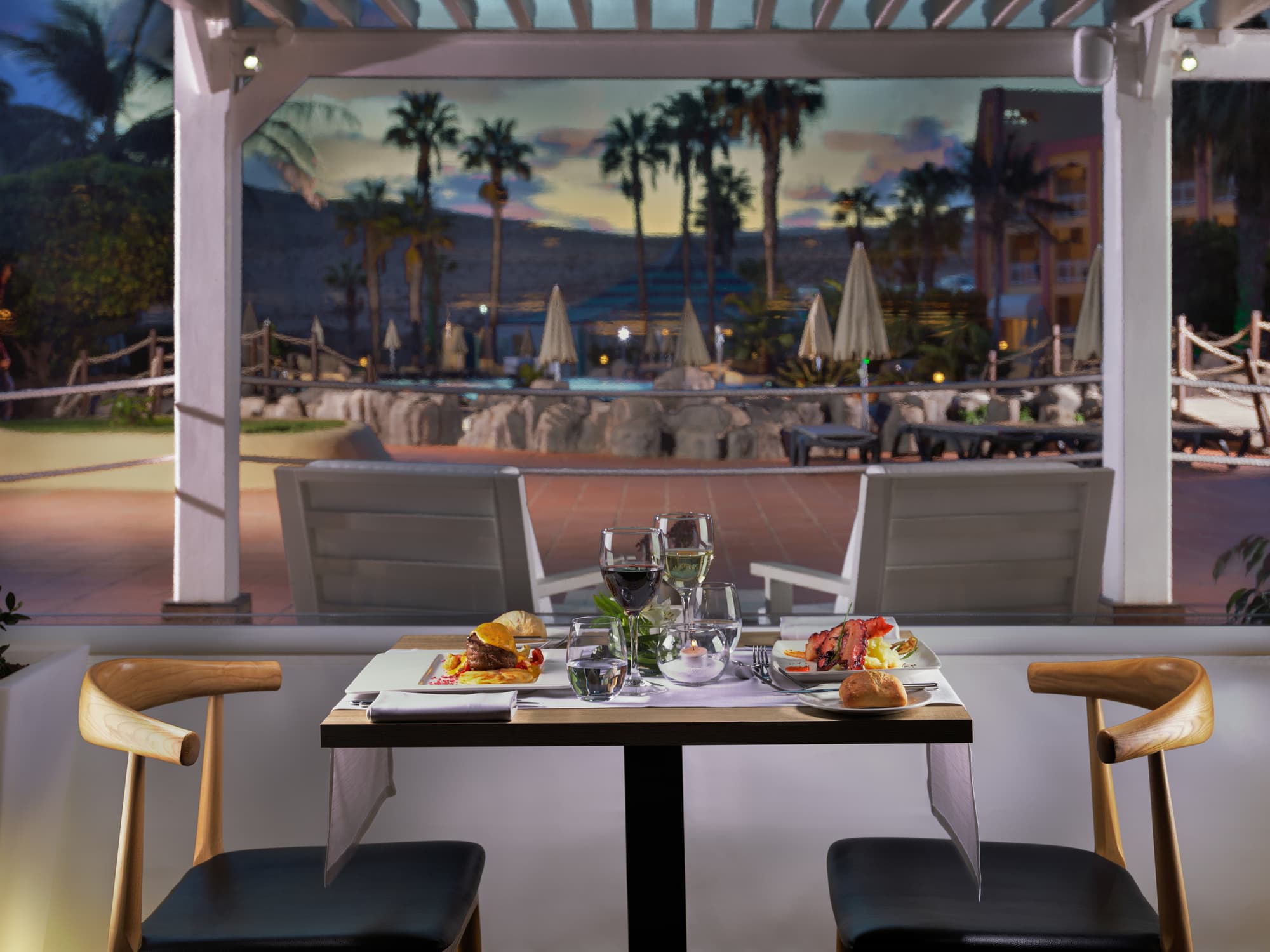 H10 Playa Esmeralda - Adults Only, Restaurant