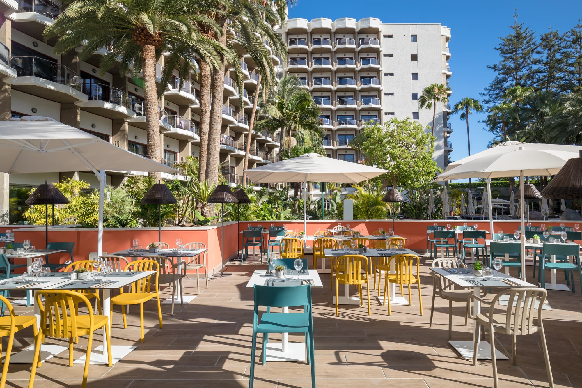 Barcelo Margaritas, Restaurant