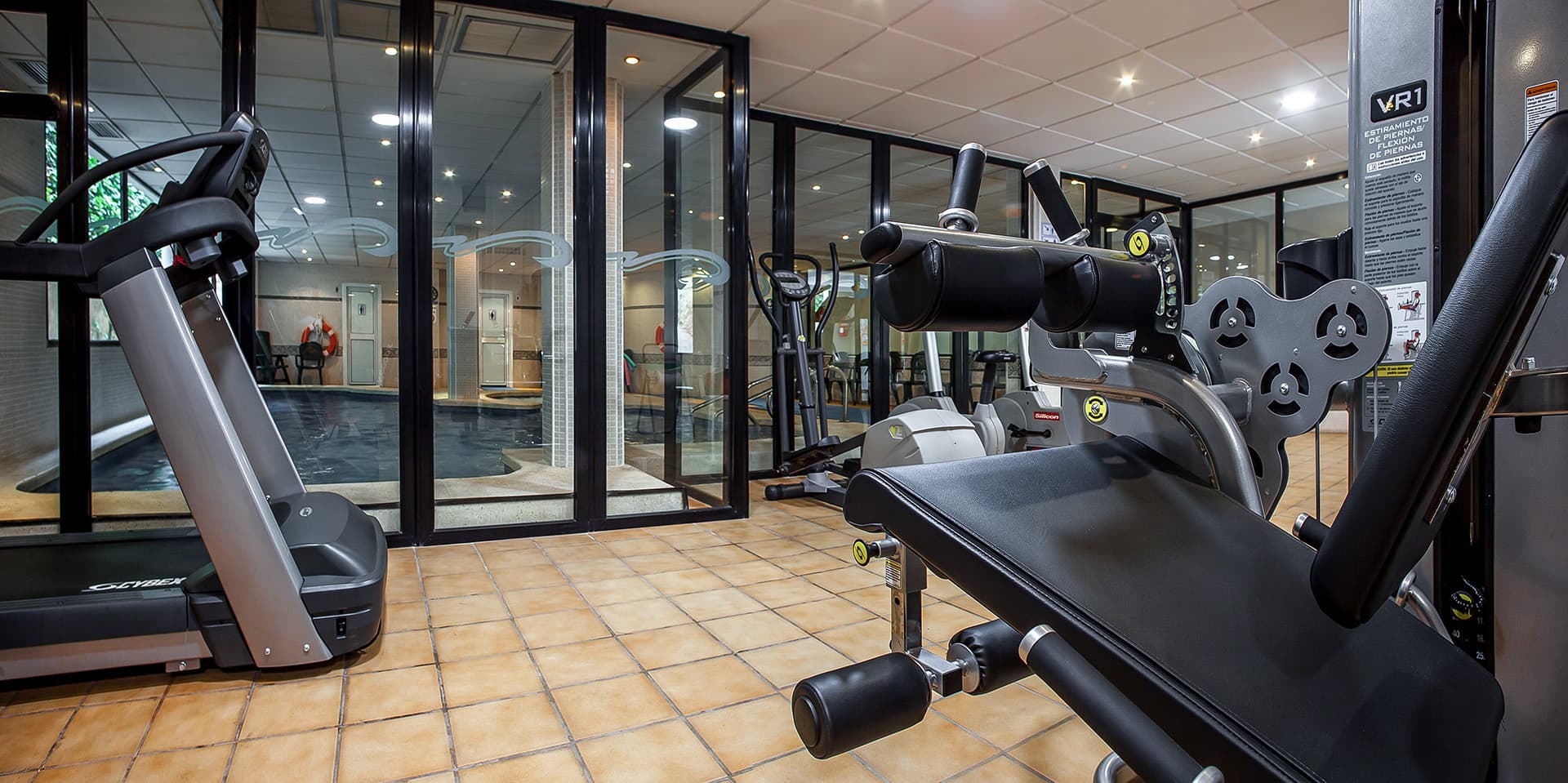 RH Corona del Mar, Sports and Entertainment