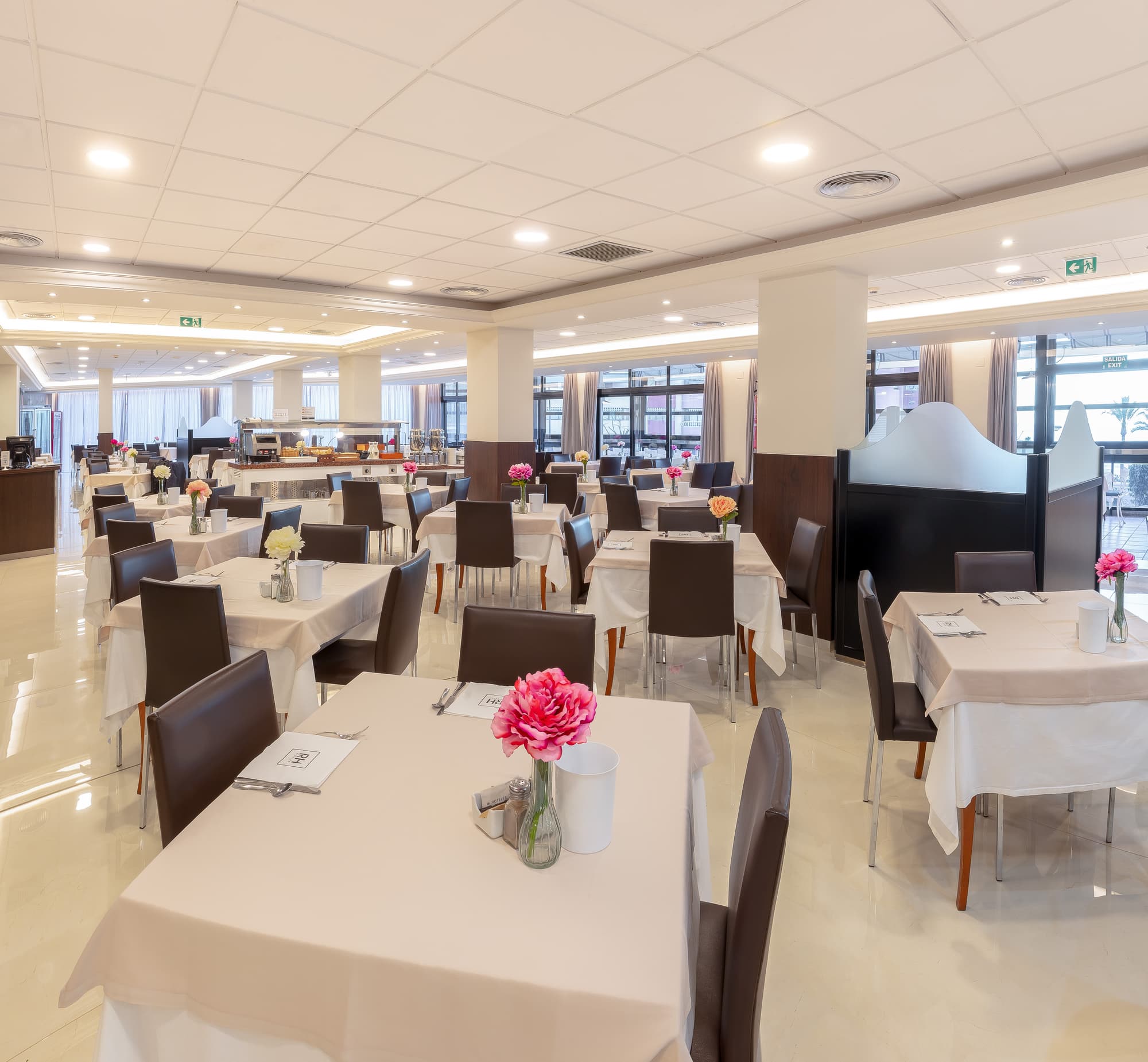 RH Corona del Mar, Restaurant