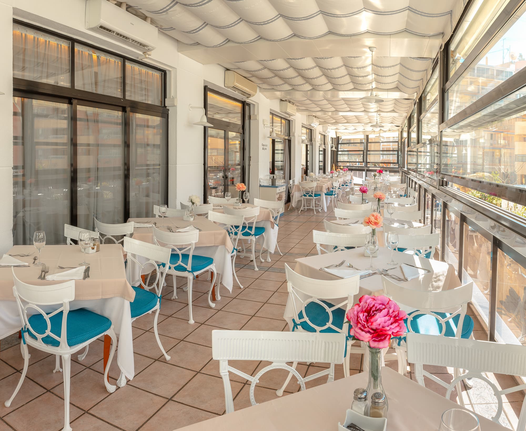 RH Corona del Mar, Restaurant