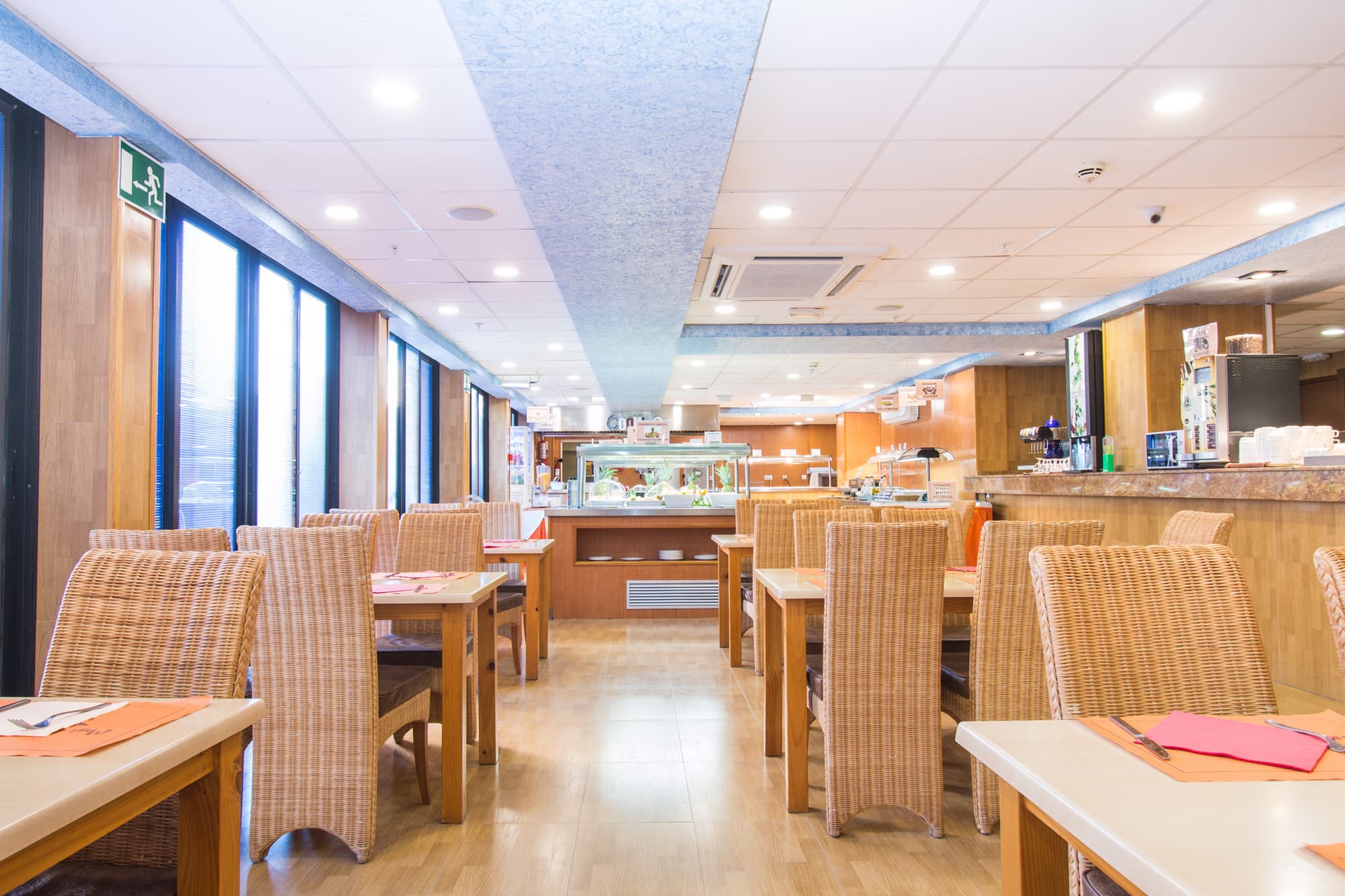 Magic Aqua Rock Gardens, Restaurant