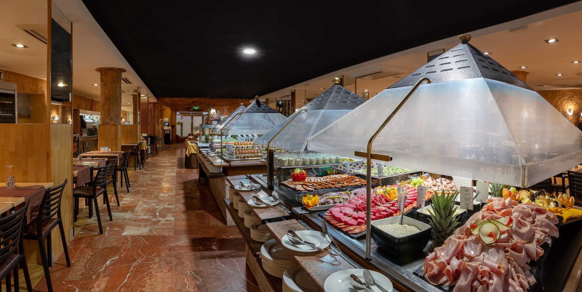 Magic Aqua Rock Gardens, Restaurant