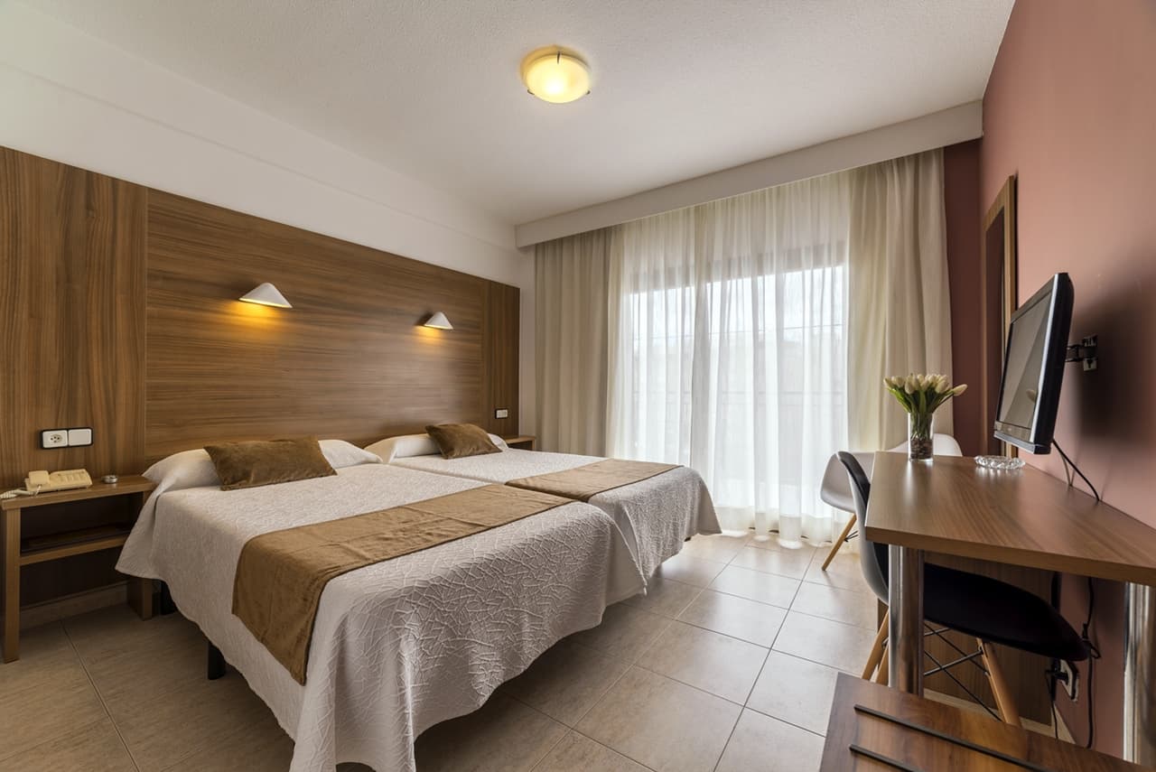 Prince Park Hotel, Room