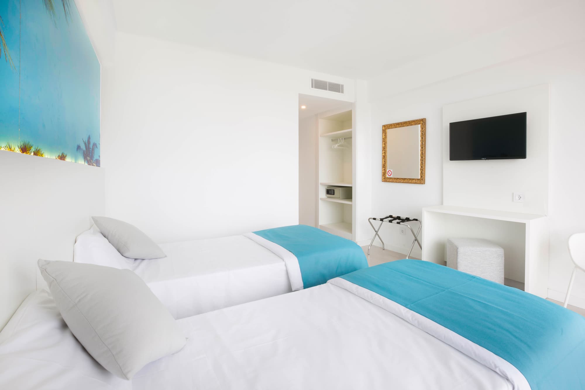 BLUESEA Arenal Tower Adults Only, Room