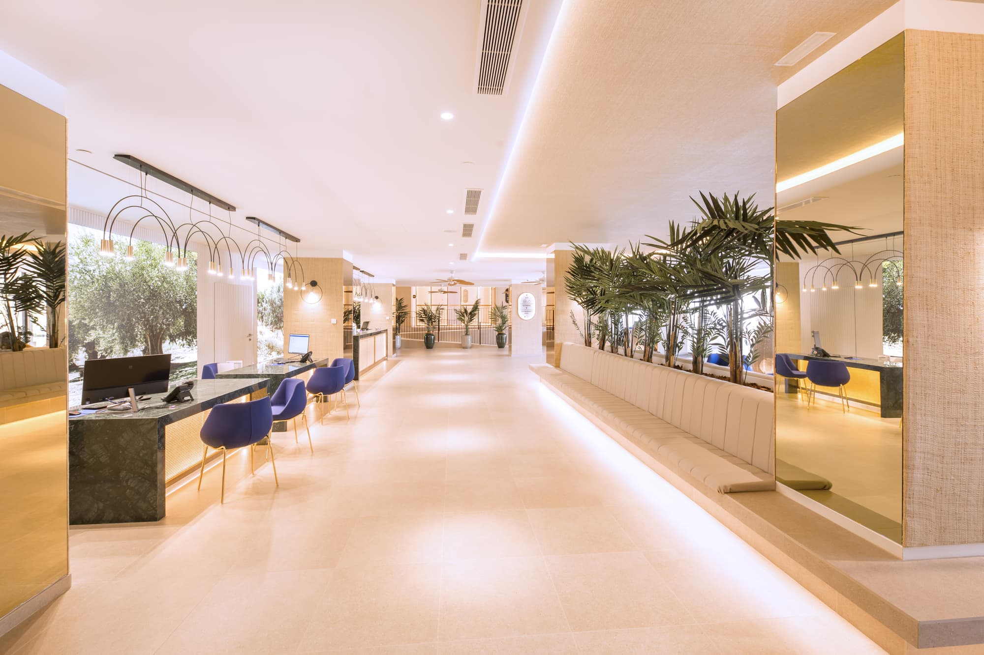 FERGUS Style Tobago, Lobby