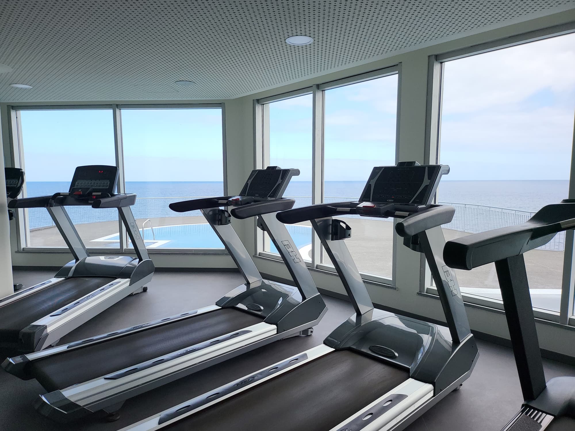 Royal Orchid, Sports and Entertainment