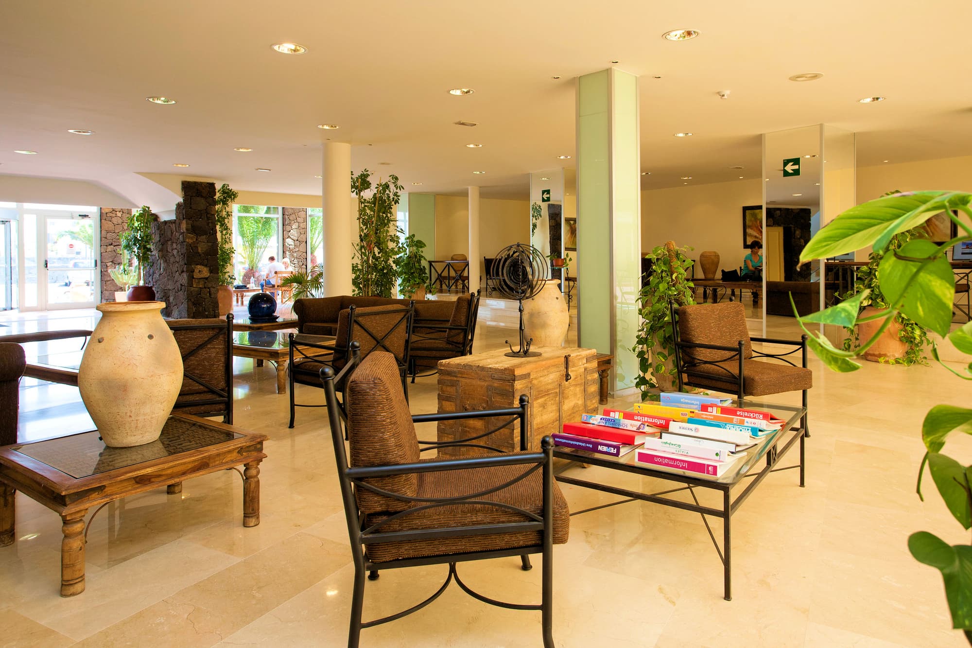 SBH Royal Mónica, Lobby