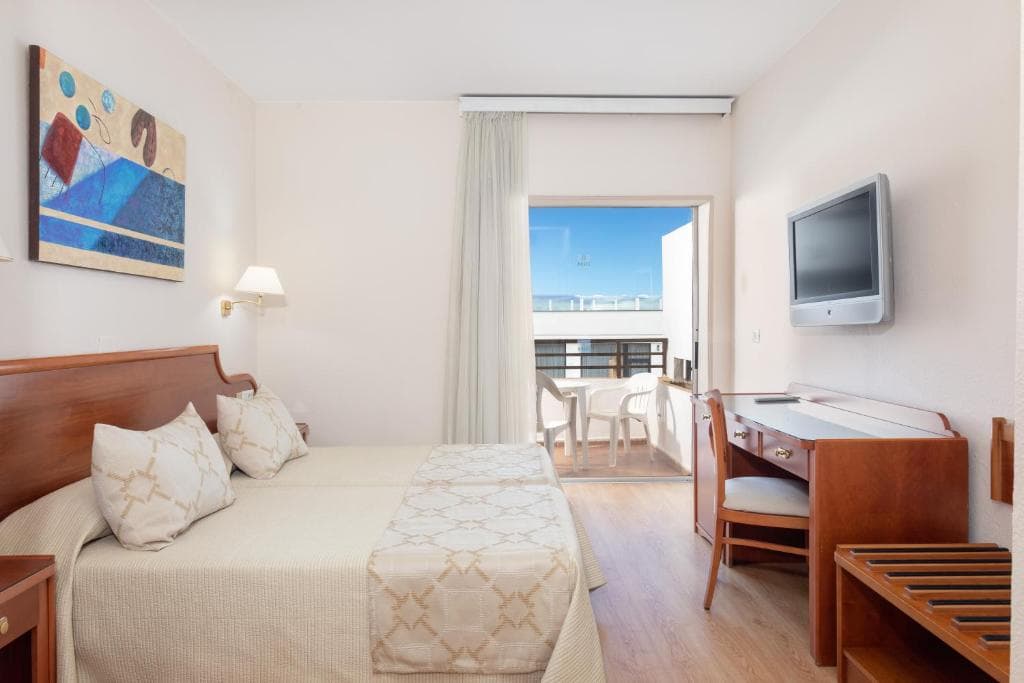 HC Hotel Magec, Room