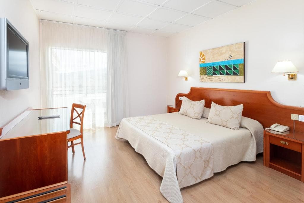 HC Hotel Magec, Room