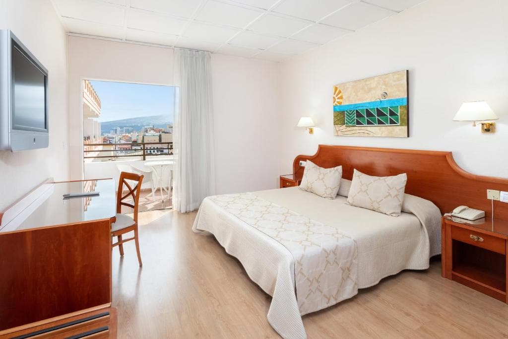 HC Hotel Magec, Room