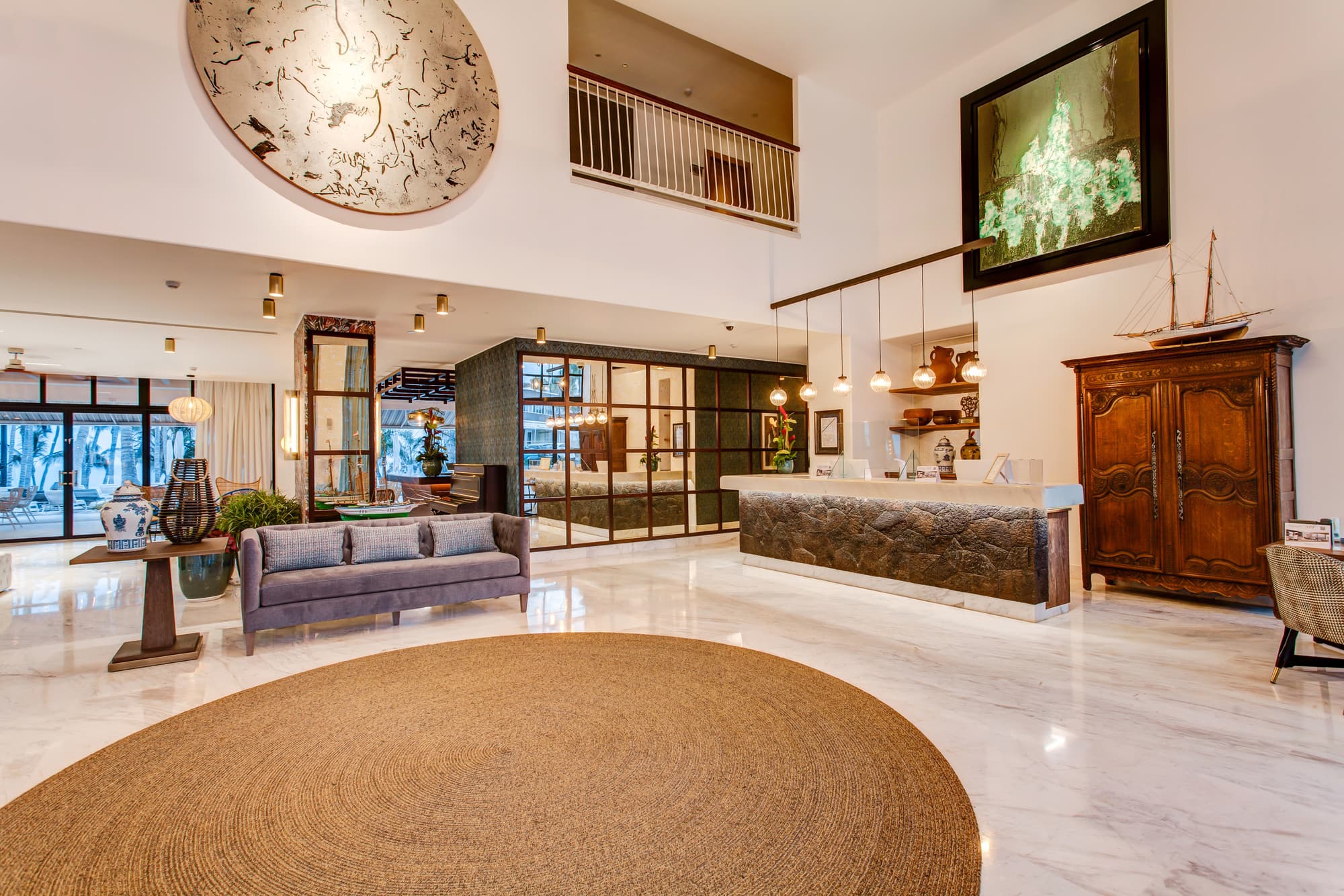 Hotel Fariones, Lobby