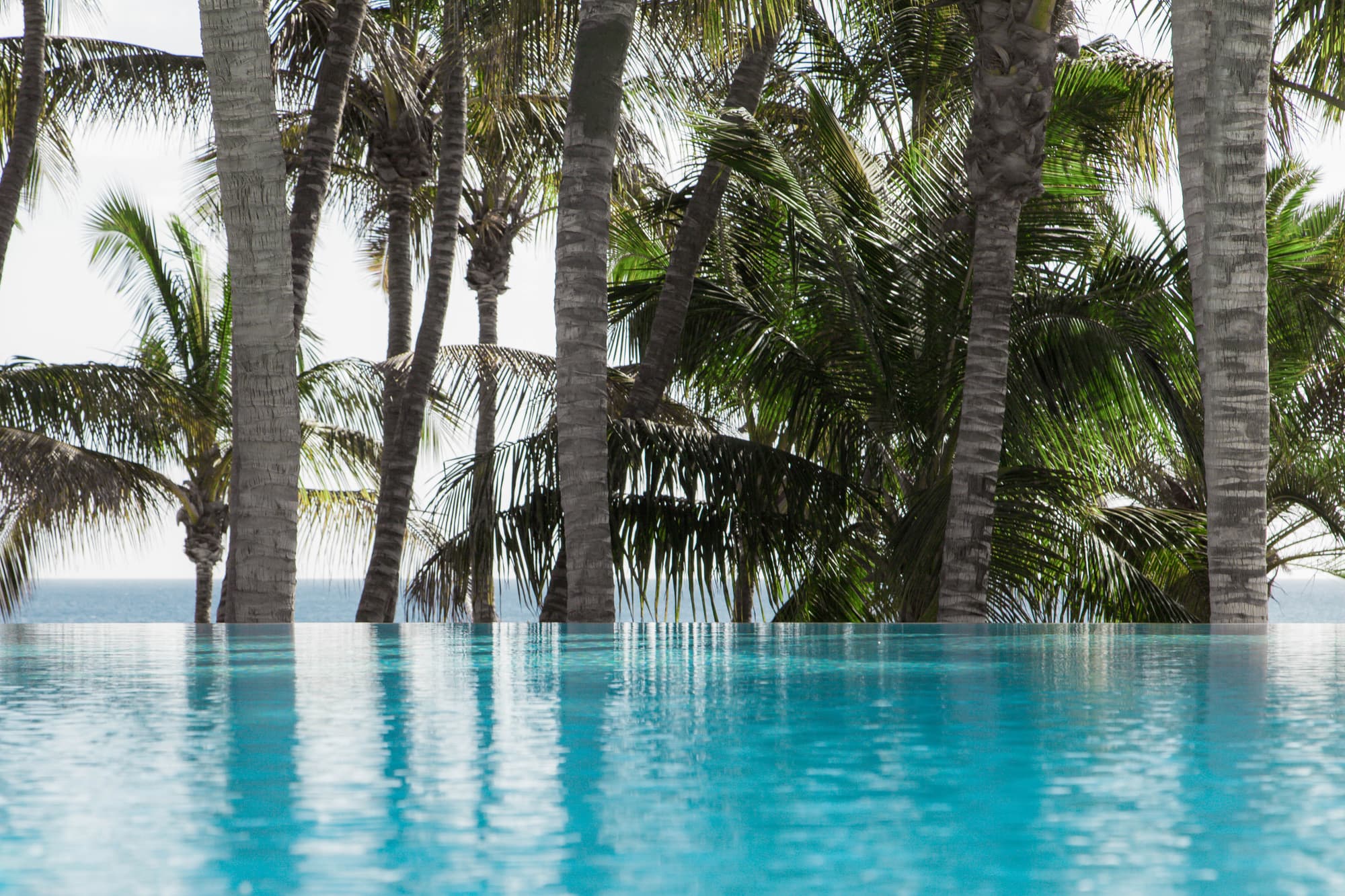 Hotel Fariones, Pool