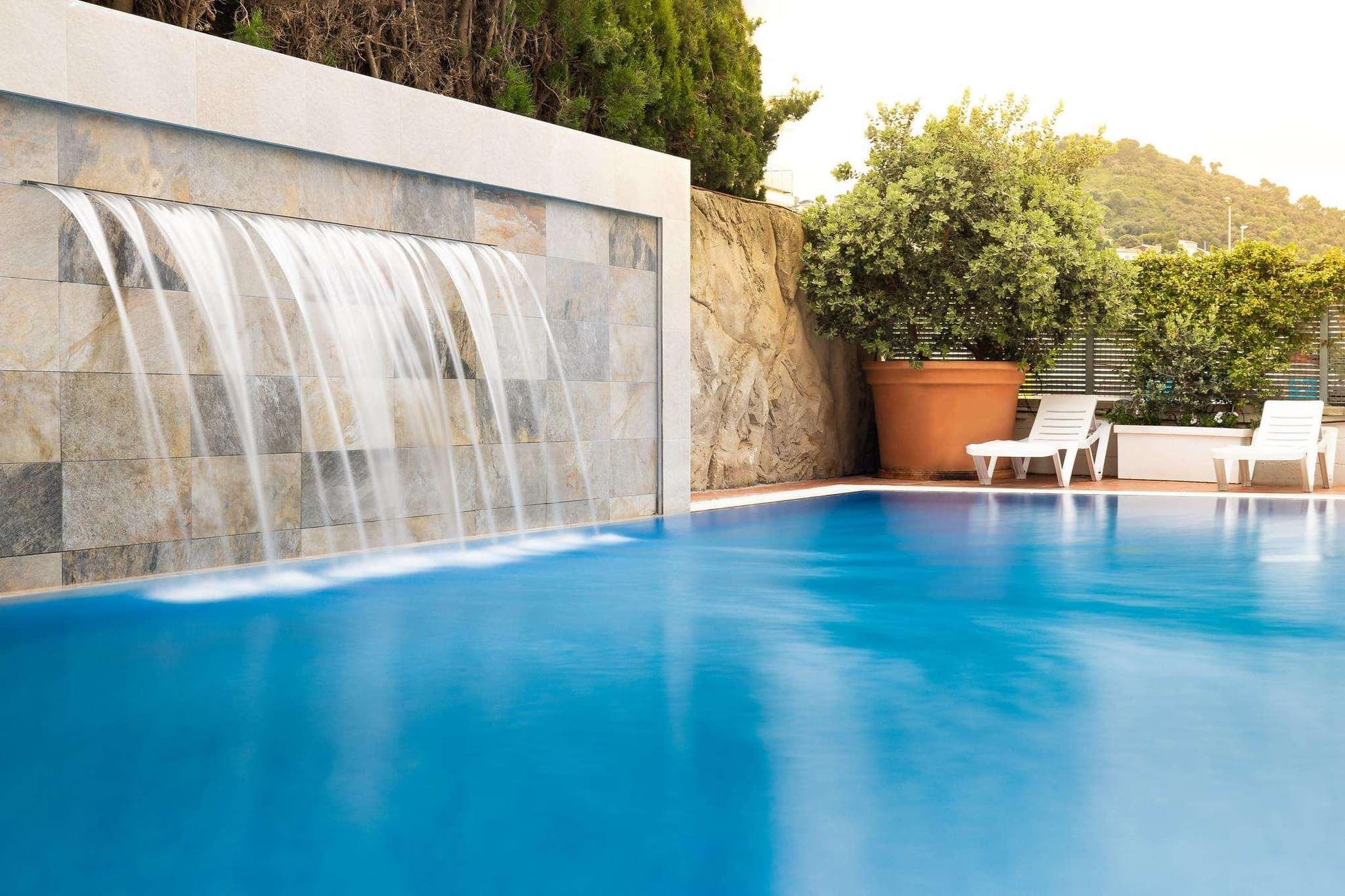 htop Summer Sun, Pool