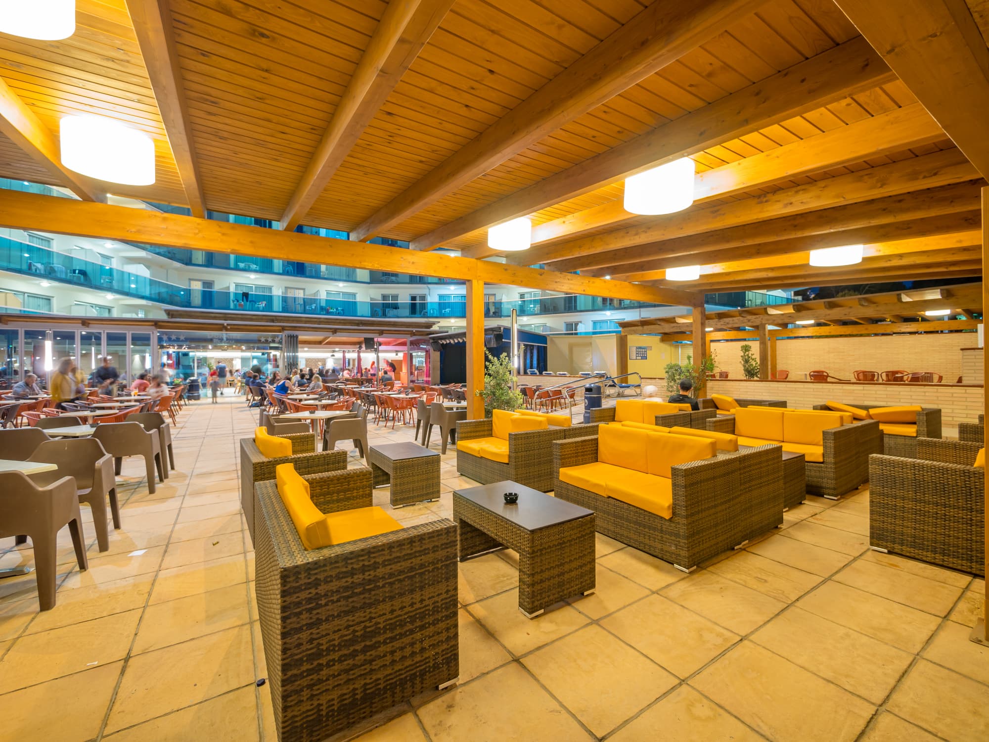 Golden Donaire Beach, Terrace