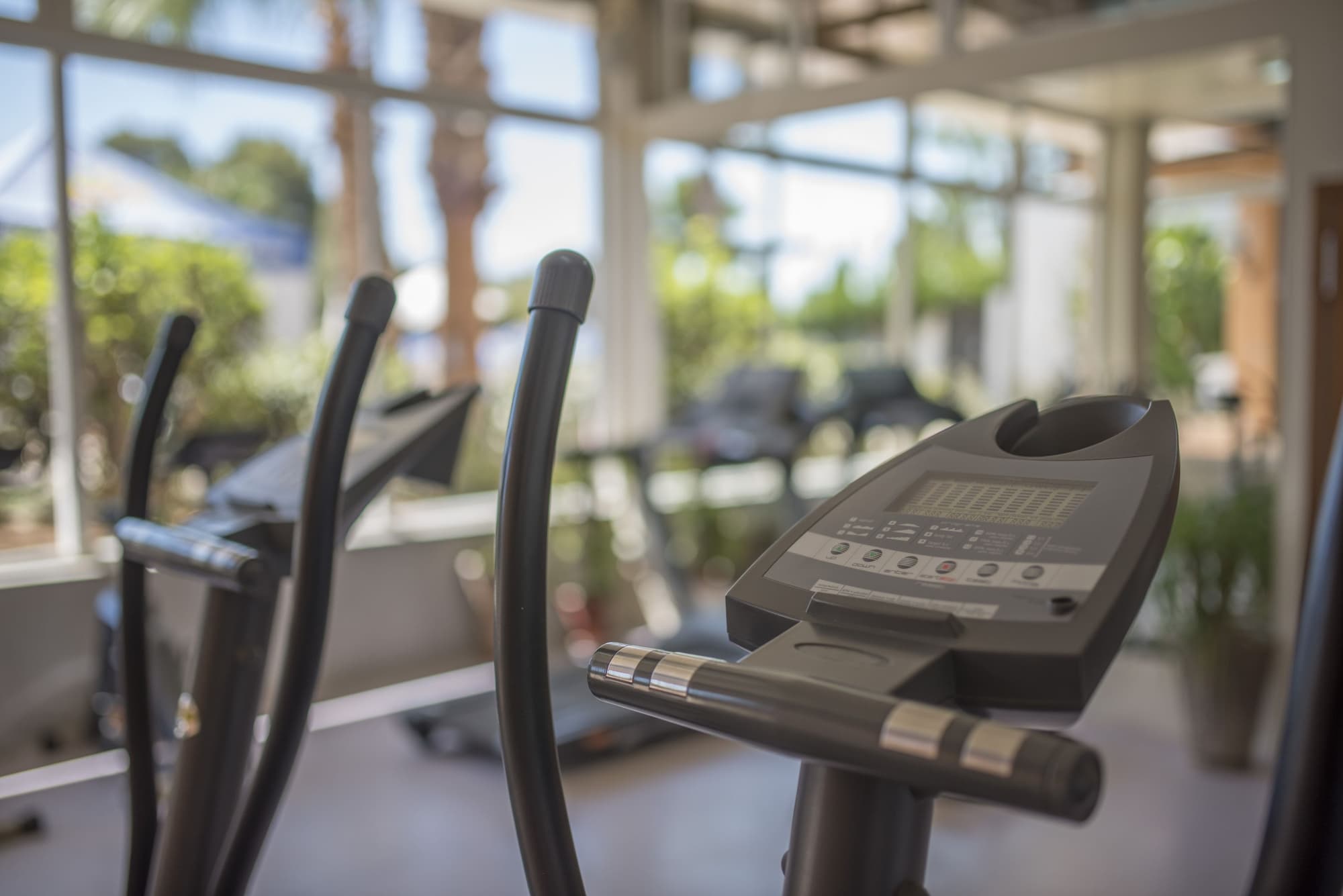 AzuLine Hotel Bergantin, Sports and Entertainment