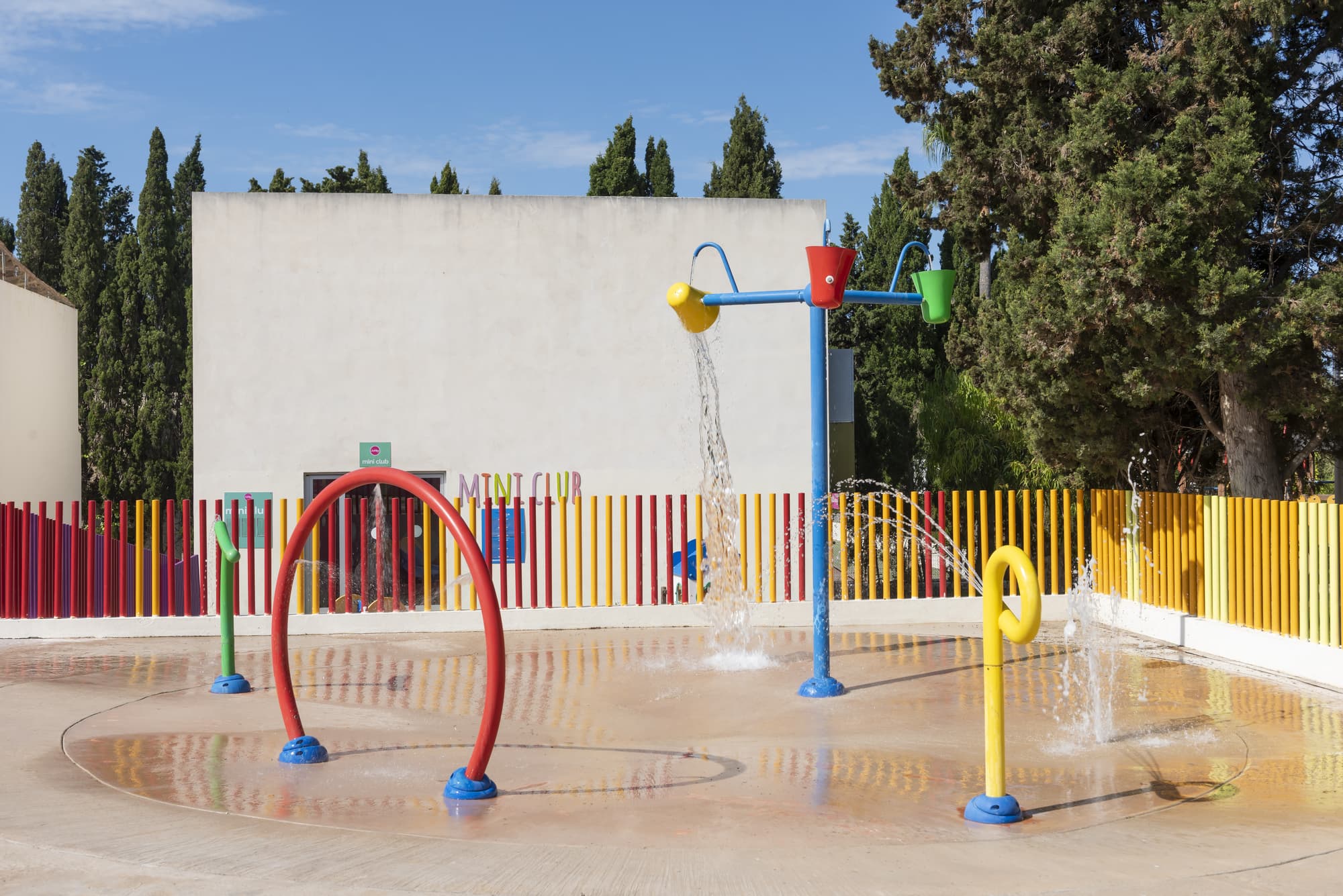 Castell dels Hams, Pool