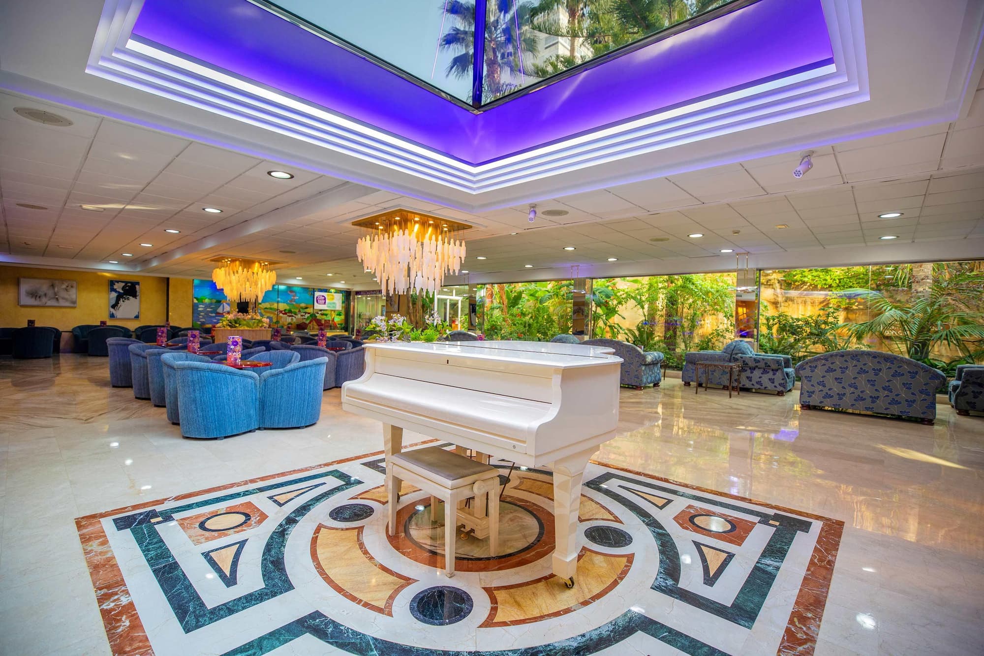 Hotel Servigroup Diplomatic, Lobby