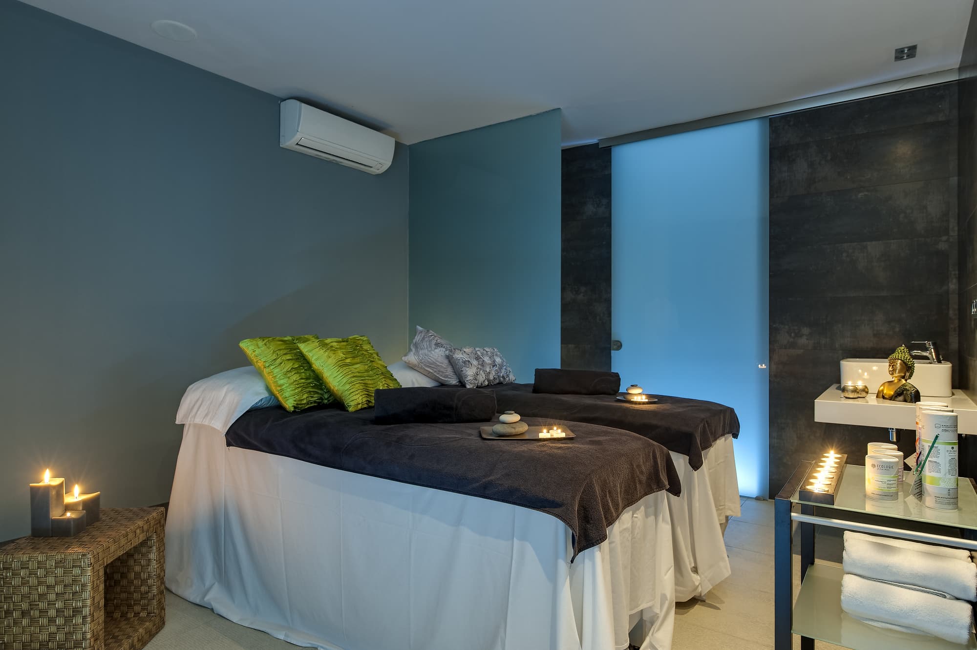 Barceló Hamilton Menorca -Adults Only, Sports and Entertainment