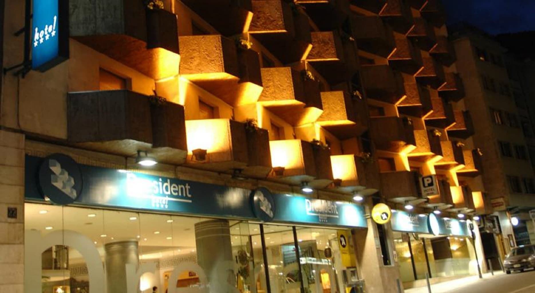 President, General view